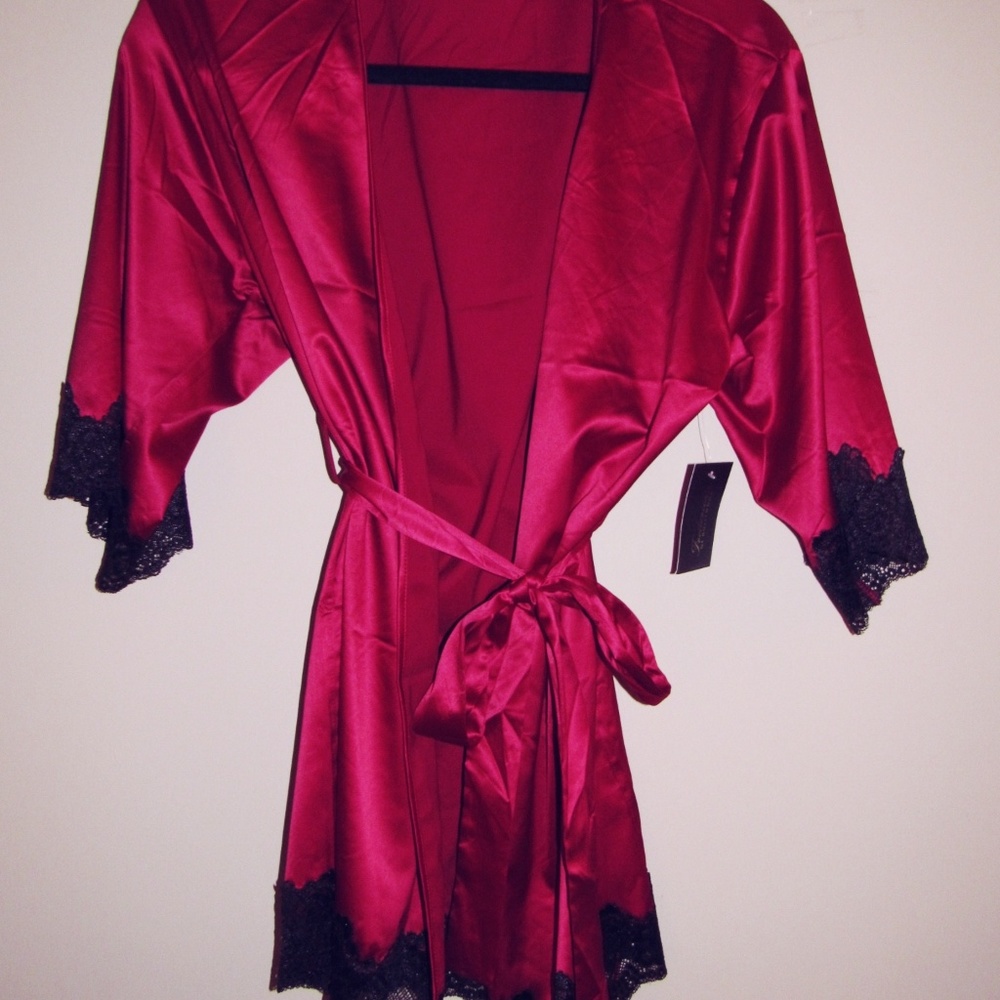 Silky Satin Slip & Robe Set - Picture 4 of 6